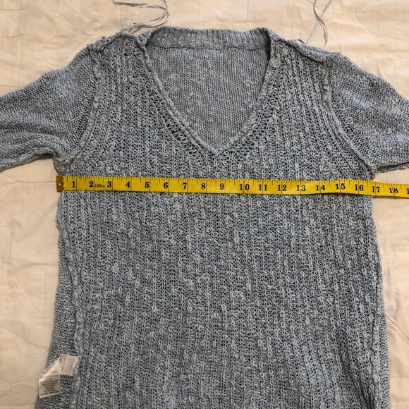 3/$25 ❥ Lightweight V-Neck Long Sleeve Sweater Size Small Light Blue Casual Work - Picture 14 of 16
